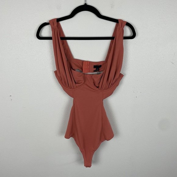 NBD Revolve Nicolina Bodysuit in Copper NWT Size Small Open Sides Burnt Orange - Picture 6 of 11